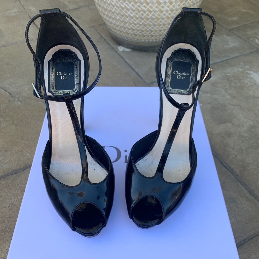 Authentic Christian Dior Patent leather Heels